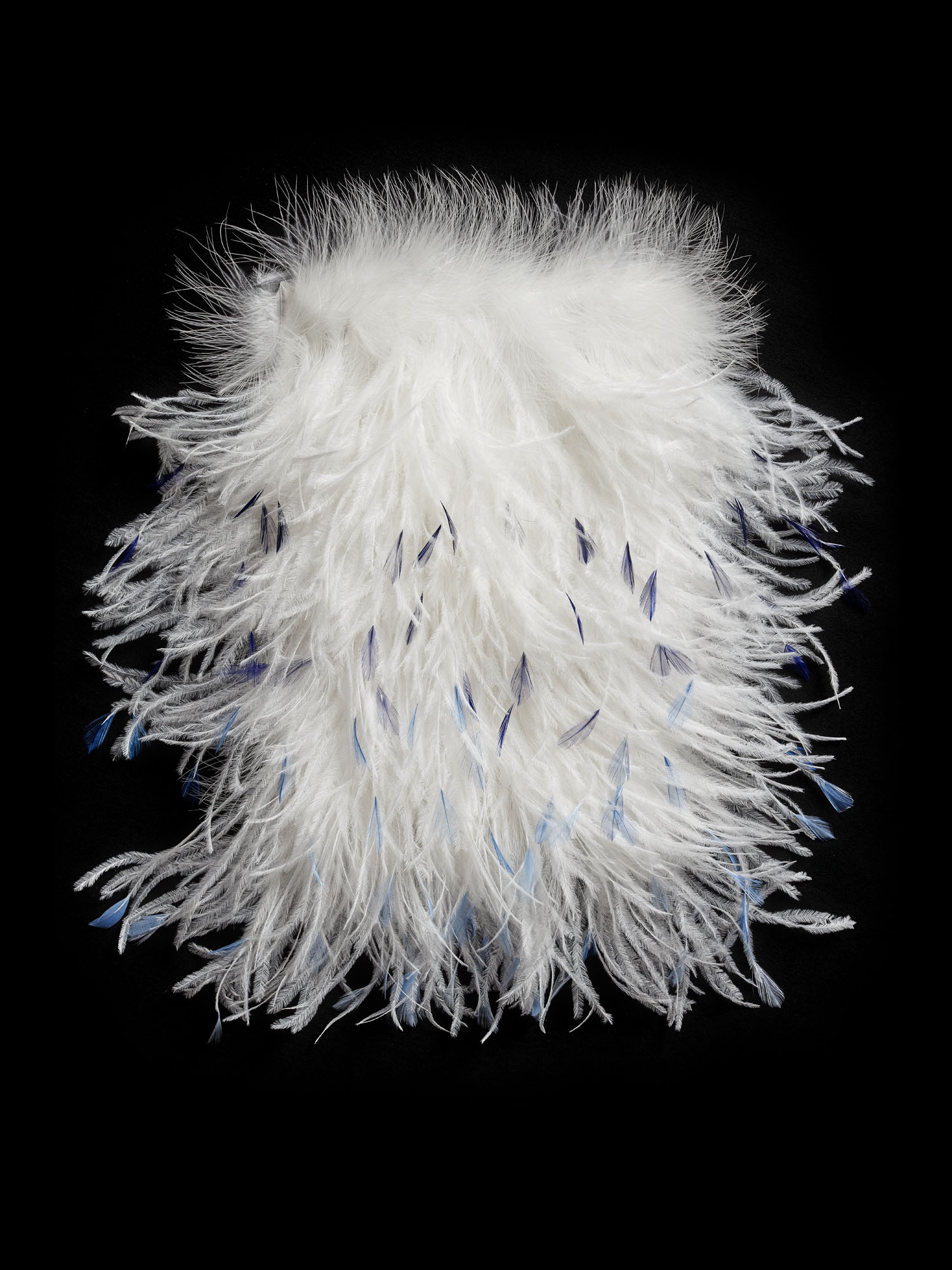 Echantillon plumasserie, Drizzle. Couleur : blanc Catégorie : Fluffy