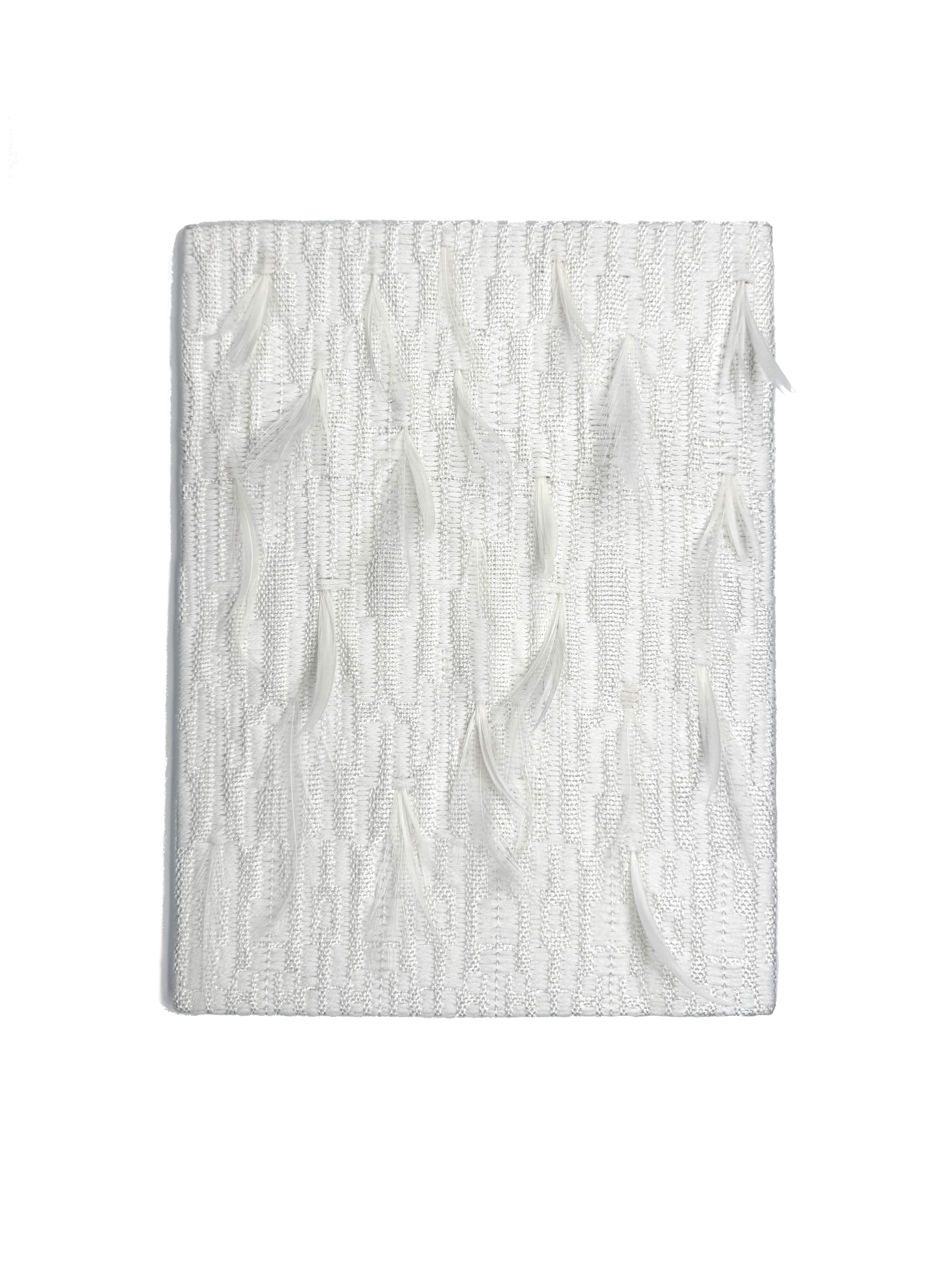 Echantillon plumasserie, Leucothea. Couleur : blanc. Catégorie : White.